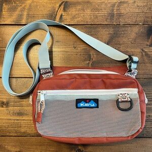 Kavu Delray Beach Crossbody Bag